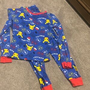 Pokémon PJ Set